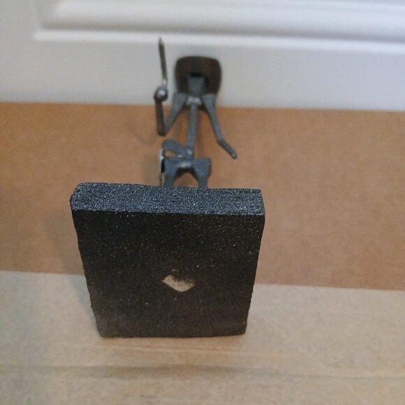 Vintage Brutalist / Folk Art Gunslinger Sculpture - Picture 6 of 6